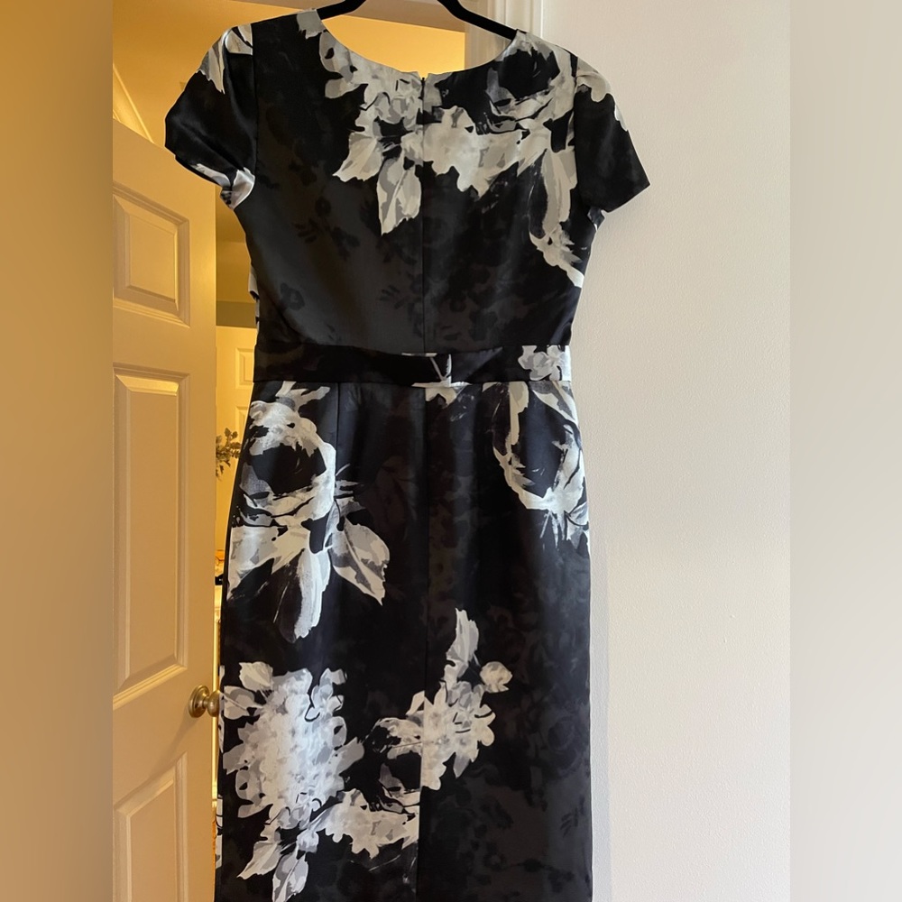 Tahari silk dress. Worn once
